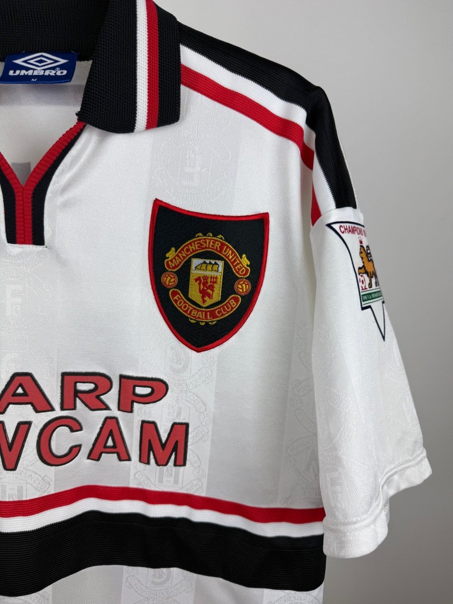 David Beckham - Manchester United 1997/98 away shirt 🏴