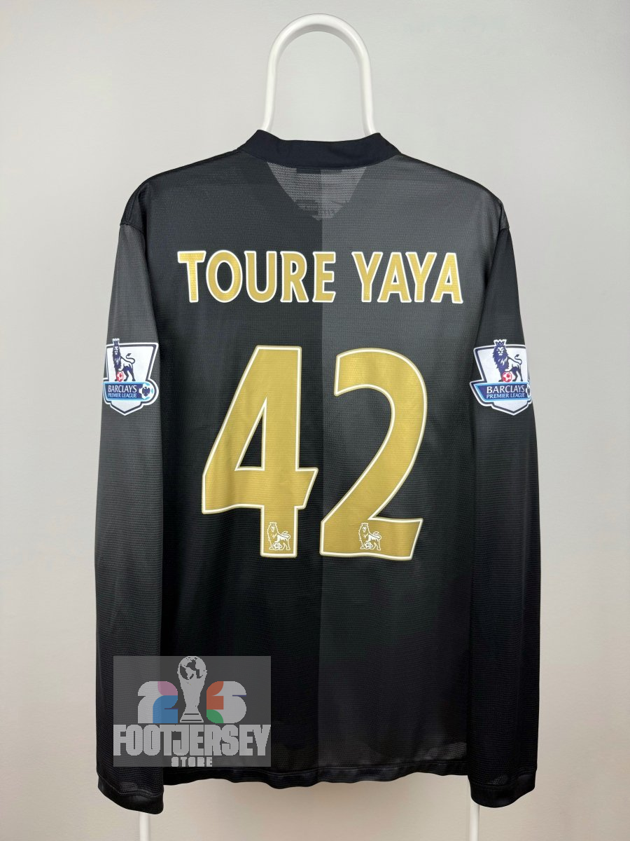 Yaya Toure - Manchester City 2013/14 away shirt ๐จ๐ฎ