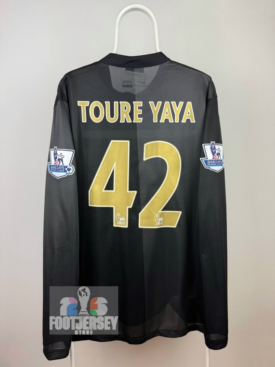 Yaya Toure - Manchester City 2013/14 away shirt ๐จ๐ฎ