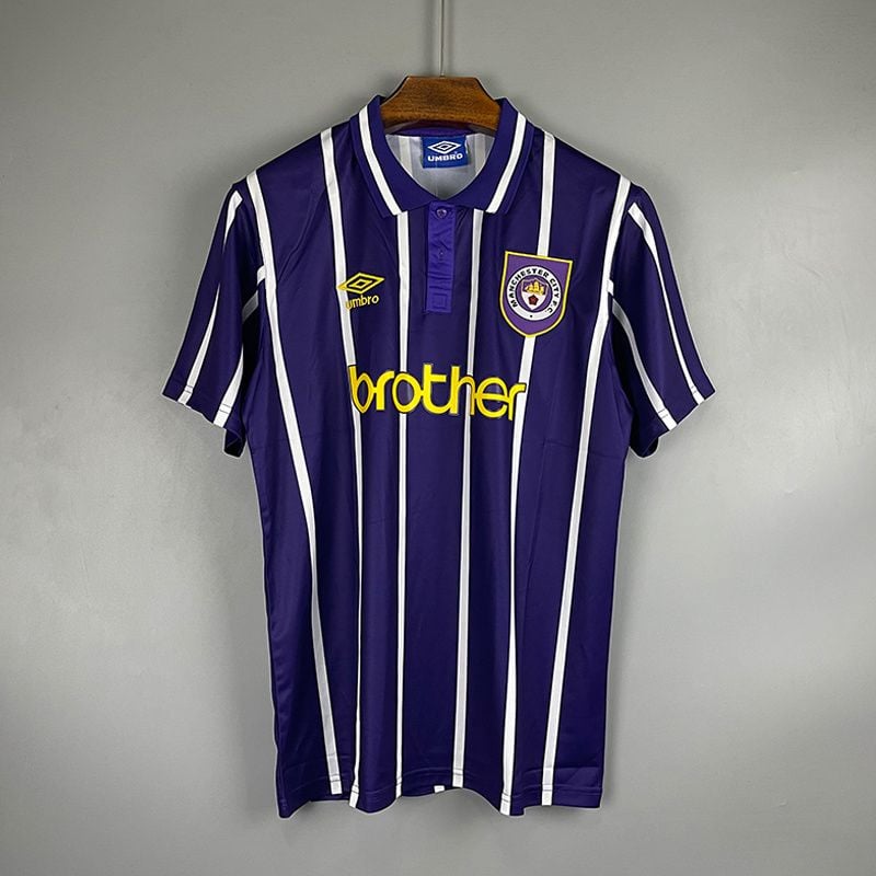 Manchester City 1993/94 Away Retro Jersey