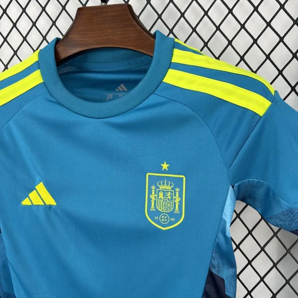 Spain 2026/27 Home Goalkeeper Kit Kids