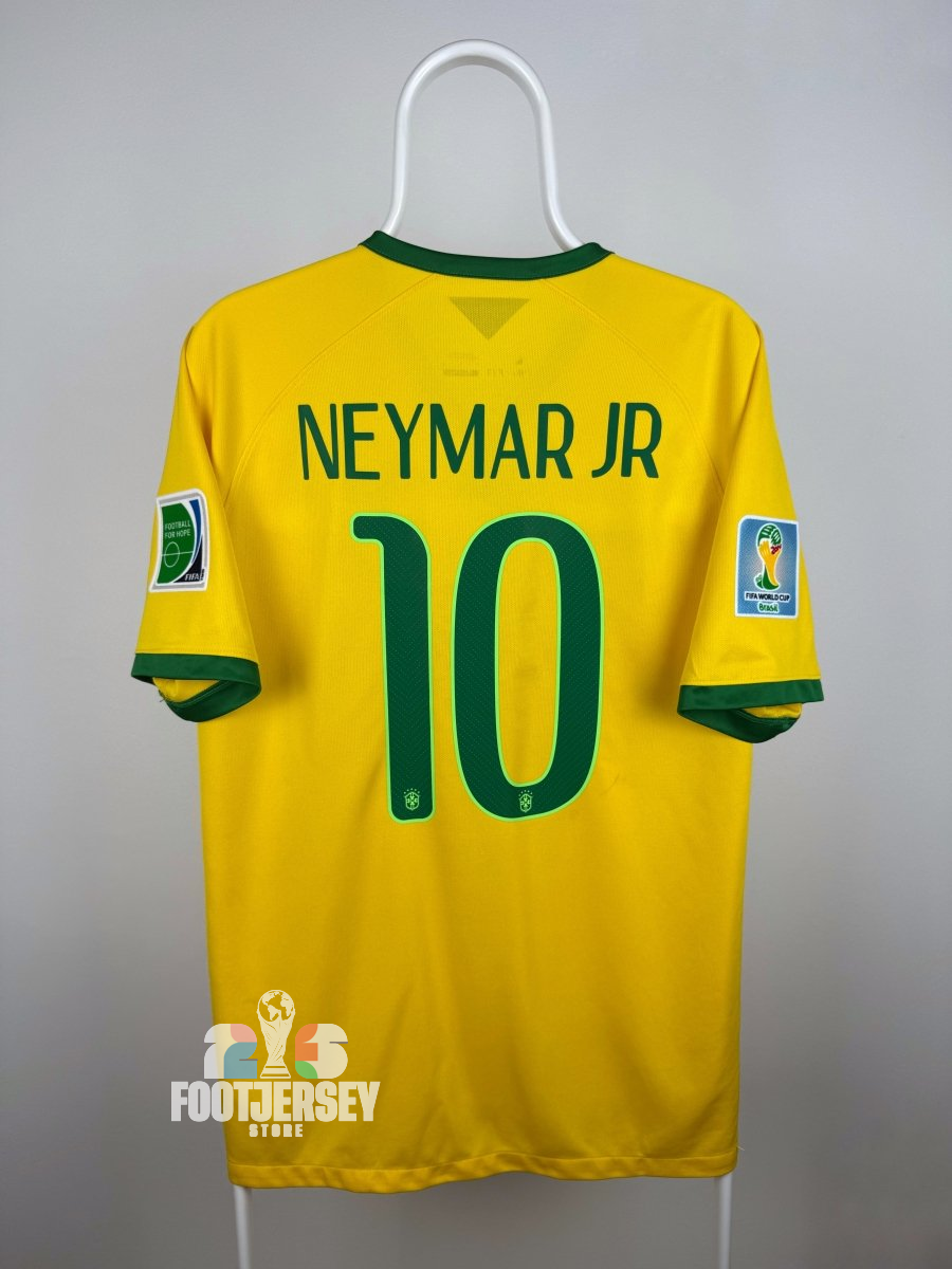 Neymar Jr. - Brazil 2014 home shirt 🇧🇷