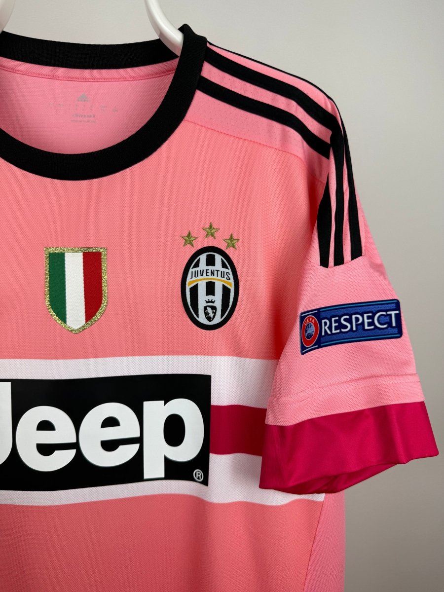 Paul Pogba - Juventus 2015/16 away shirt 🇫🇷