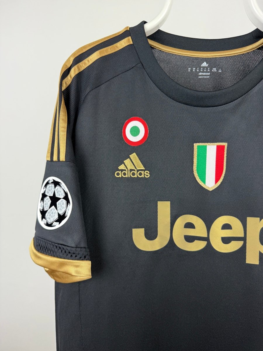 Paul Pogba - Juventus 2015/16 away shirt 🇫🇷