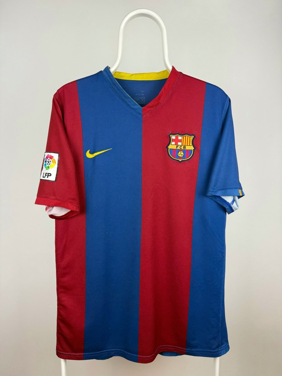 Ronaldinho - FC Barcelona 2006/07 home shirt 🇧🇷