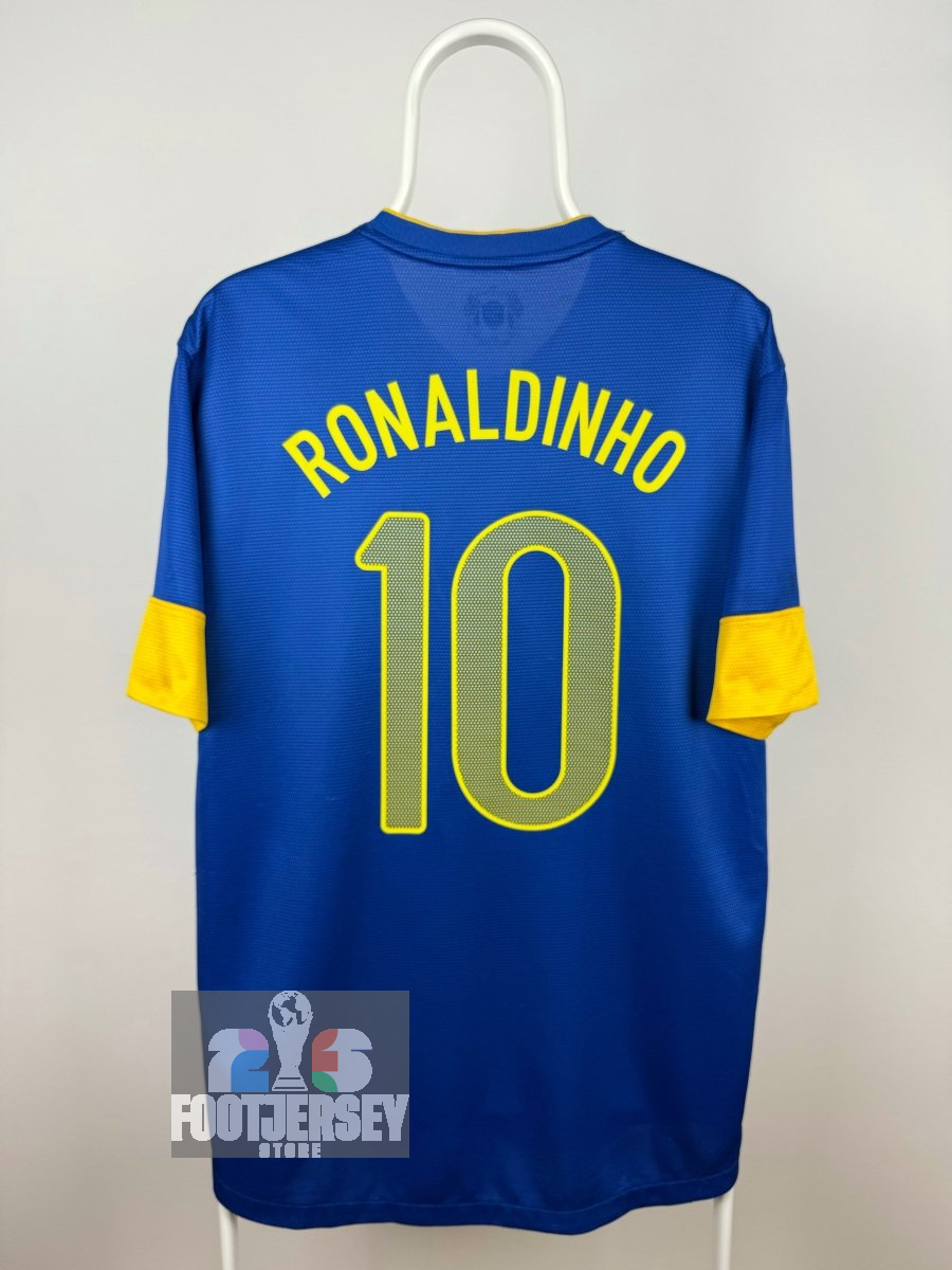 Ronaldinho - Brazil 2012 Away Shirt 🇧🇷
